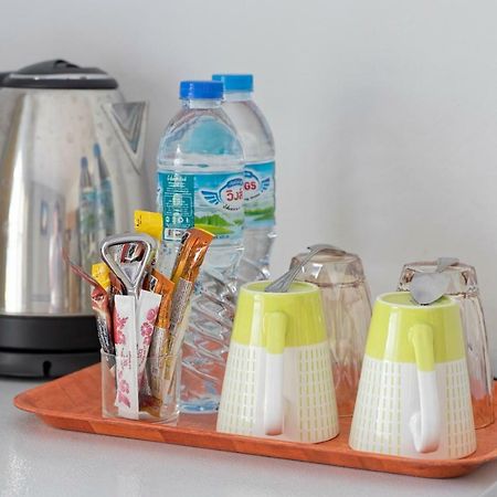 Отель White Sky Boutique Patong Экстерьер фото