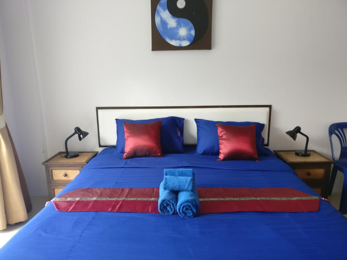 Отель White Sky Boutique Patong Экстерьер фото