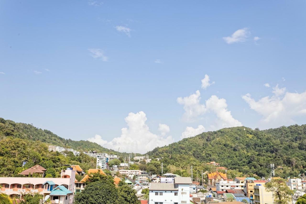 Отель White Sky Boutique Patong Экстерьер фото